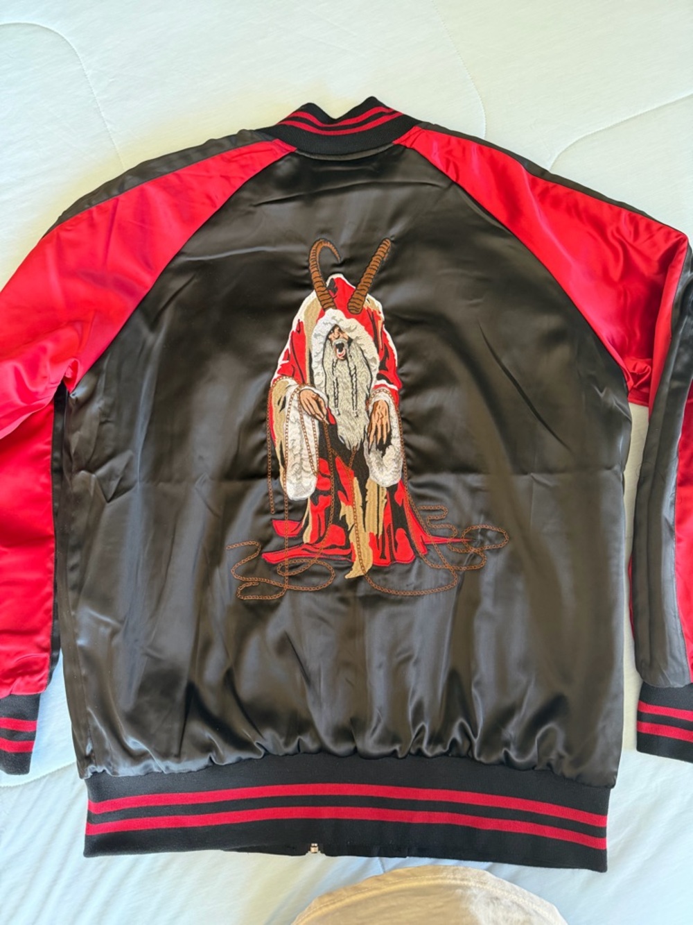 Krampus Movie - Middle of Beyond - reversible Black and Red Embroidered Jacket - Picture 3 of 5